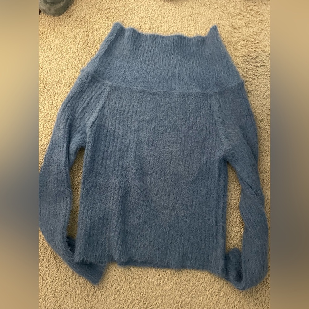 Blue sweaters